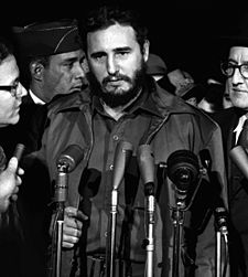 מנהיגי המהפכה הקובנית: פידל קסטרו וצ'ה גווארה נחתו בחופה הדרומי של קובה ב-2 בדצמבר 1956