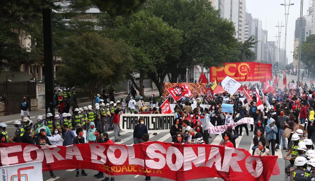נשיא ברזיל בולסונרו למען זיהום הסביבה: האריך את שימוש בפחם בעשור