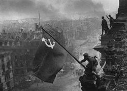 הקרב על ברלין: הצבא האדום מכניע את שארית הכוחות הנאצים ב-2 במאי 1945