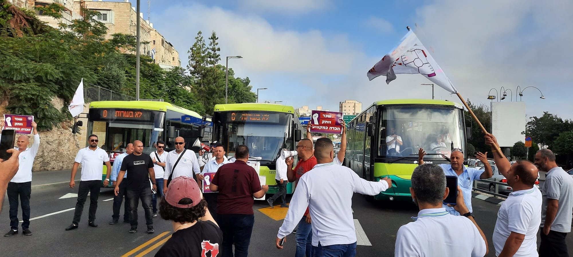 נערכים להפגנות ולחסימת כבישים: אלפי נהגי תחבורה ציבורית צפויים לשבות בתחילת השבוע