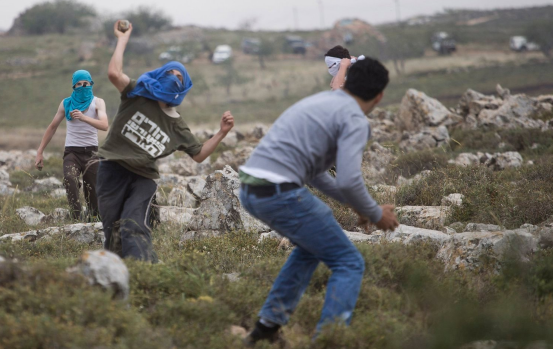 94 אחוז מתיקי החקירה של אלימות מתנחלים כלפי פלסטינים נסגרו ללא כתב אישום